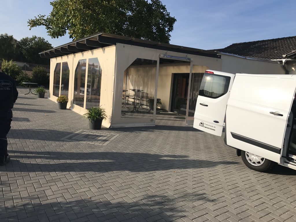 Sicht- und Wetterschutz der ProPlan Sattlerei in Eckelsheim